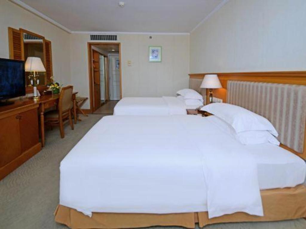 Golden Sea View Hotel Haikou Haikou  Exterior foto