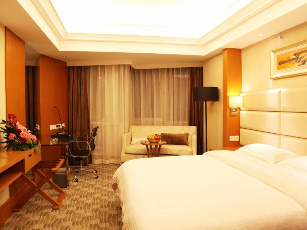 Golden Sea View Hotel Haikou Haikou  Exterior foto